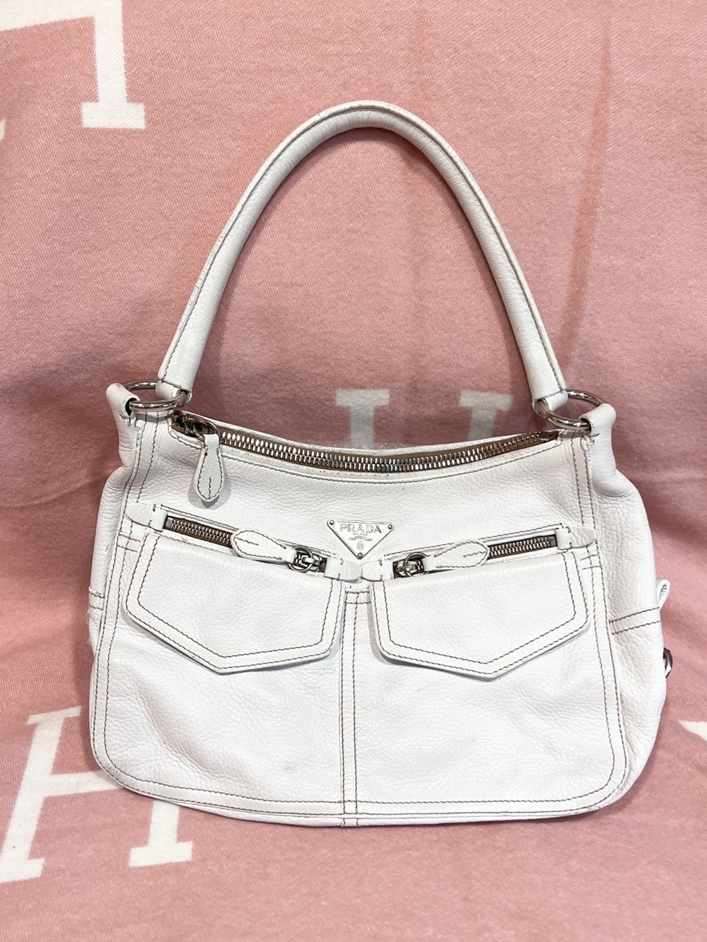 PRADA⭐️AUTHENTIC White Leather Shoulder Buffalo Bag with Zip Pockets! Offers! - Picture 5 of 11